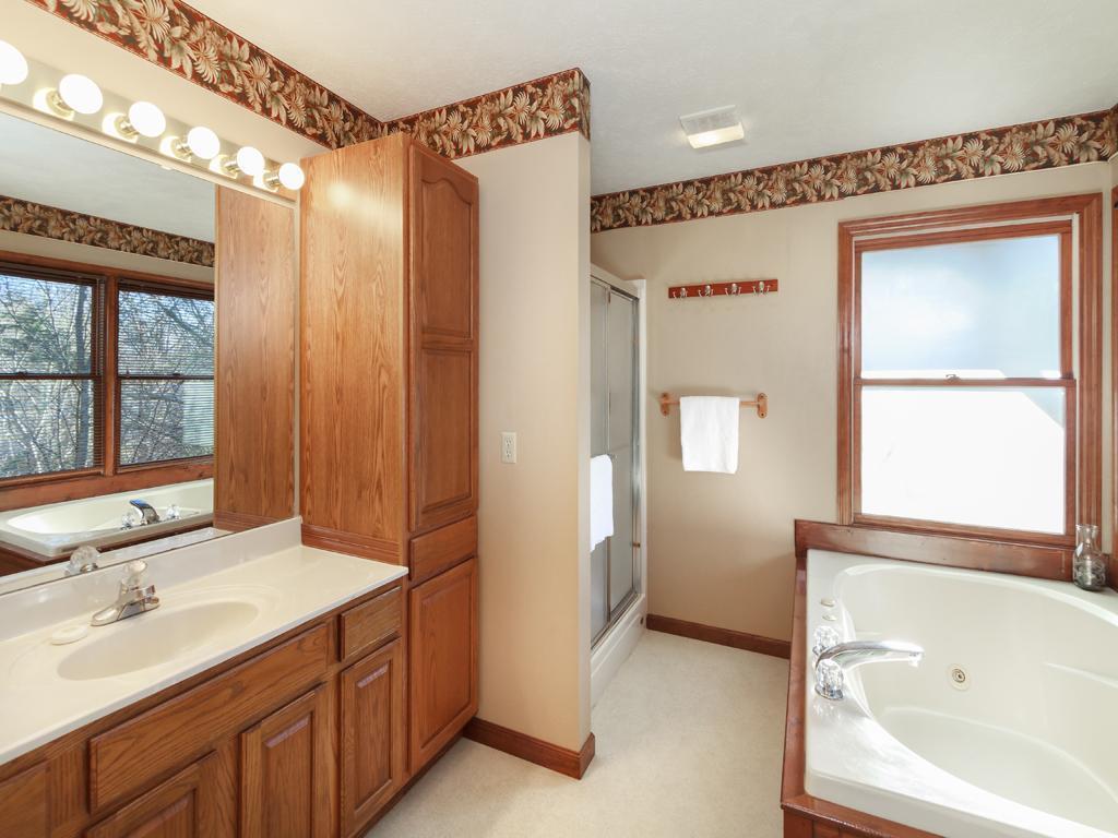 Annie's Smoky View - Two Bedroom *