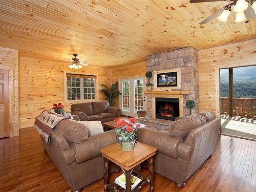 The 19th Hole- Five-bedroom Holiday home *