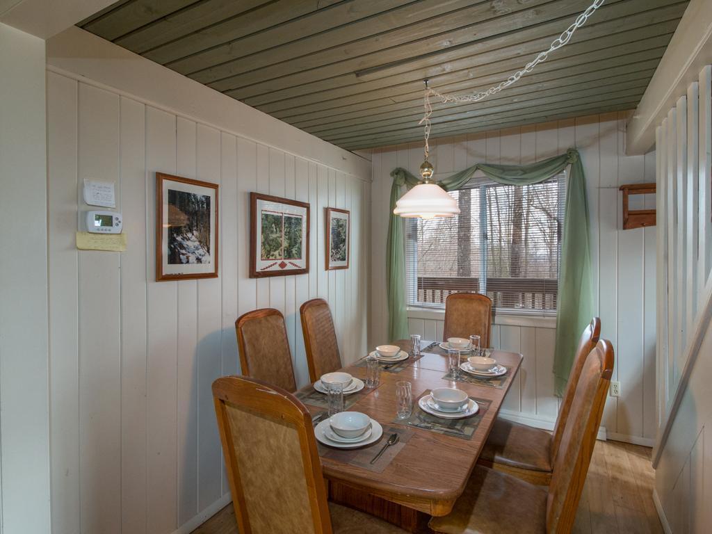 Echota- Four-bedroom Holiday home