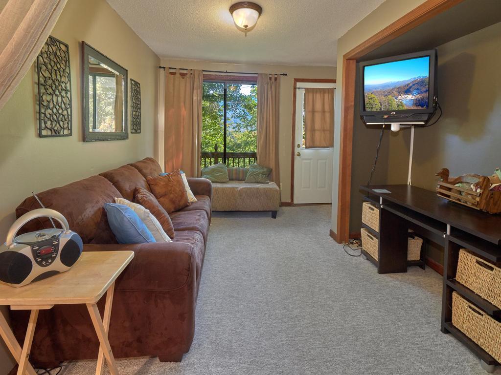Scenic Vista- Four-bedroom Holiday home