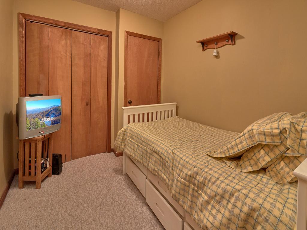 Scenic Vista- Four-bedroom Holiday home *