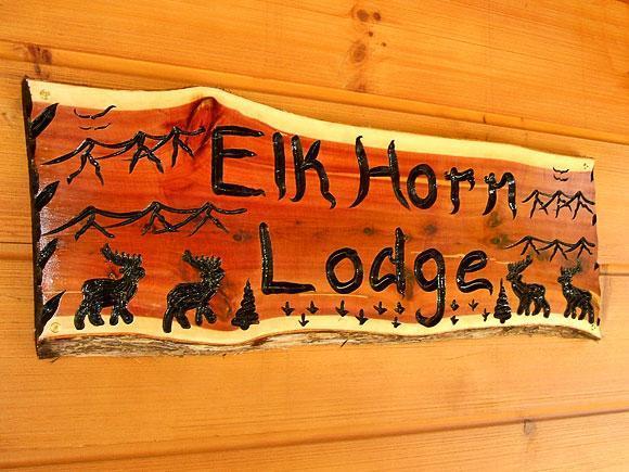 Elkhorn Lodge- Three-bedroom Holiday home *