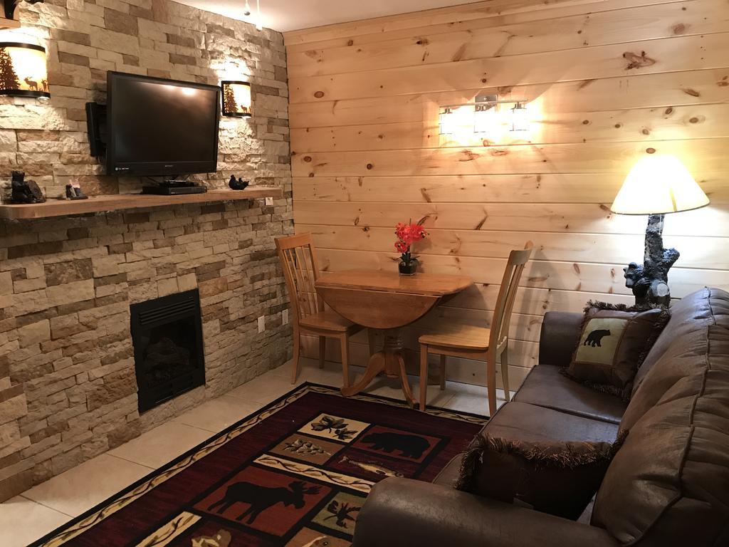 Downtown Apartment *