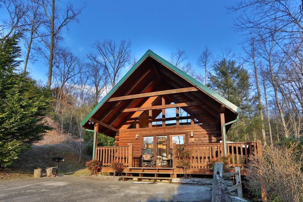 Hugs N Kisses - One Bedroom * Gatlinburg