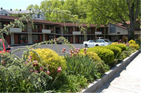 Mountain House Downtown Motel Gatlinburg
