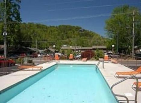 Mountain House Downtown Motel Gatlinburg