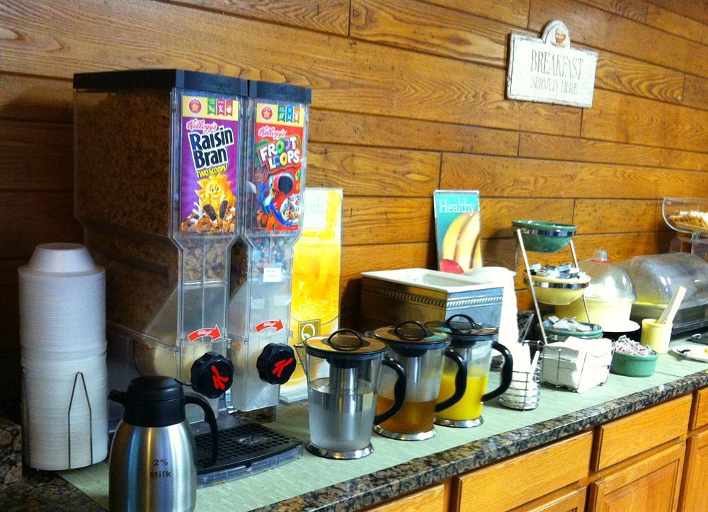 Inn Quality Creekside - Downtown Gatlinburg