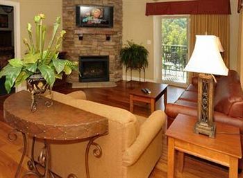 Apartment Summit Manor *