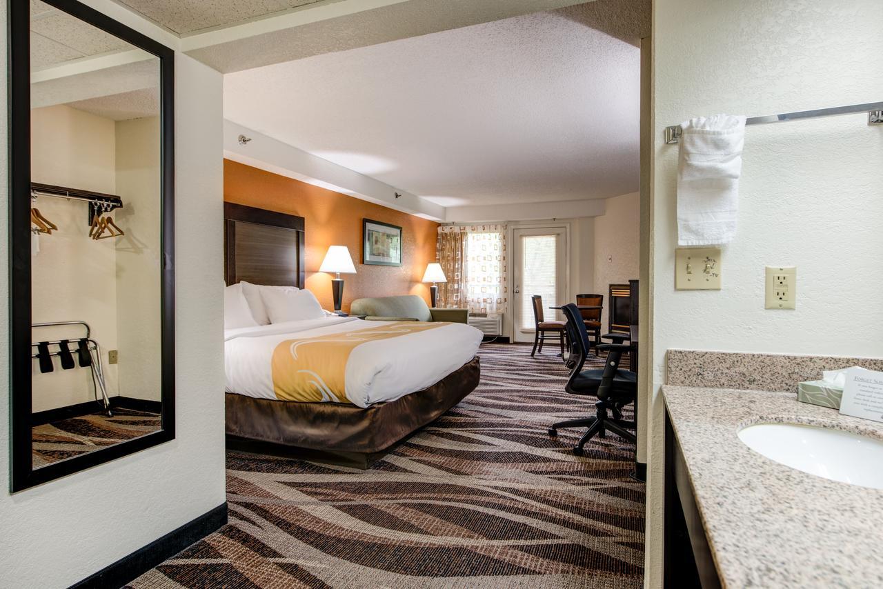 Quality Creekside - Downtown