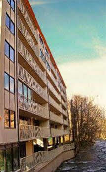 Surestay By Western Hotel