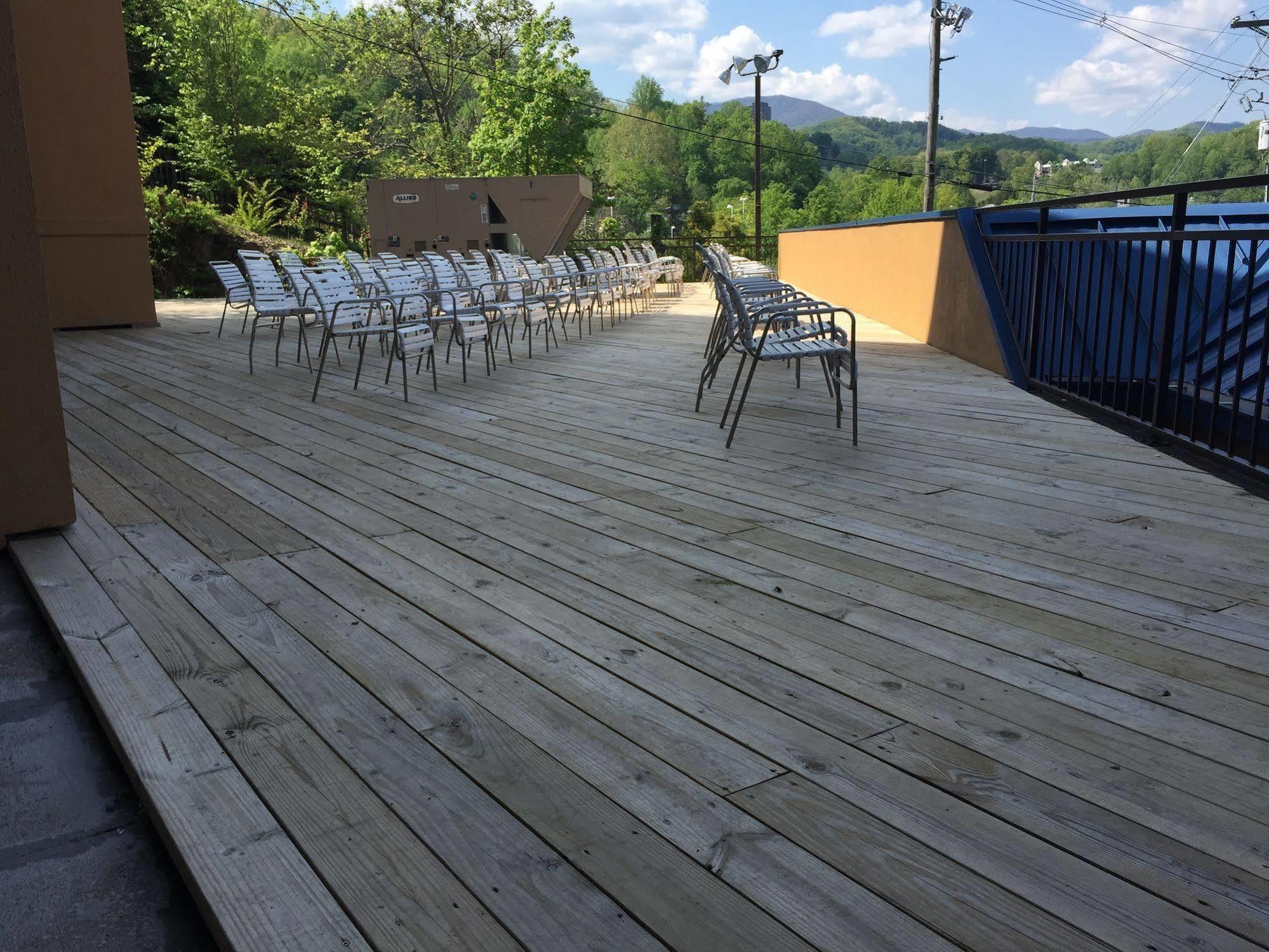 Clarion Pointe Downtown Gatlinburg