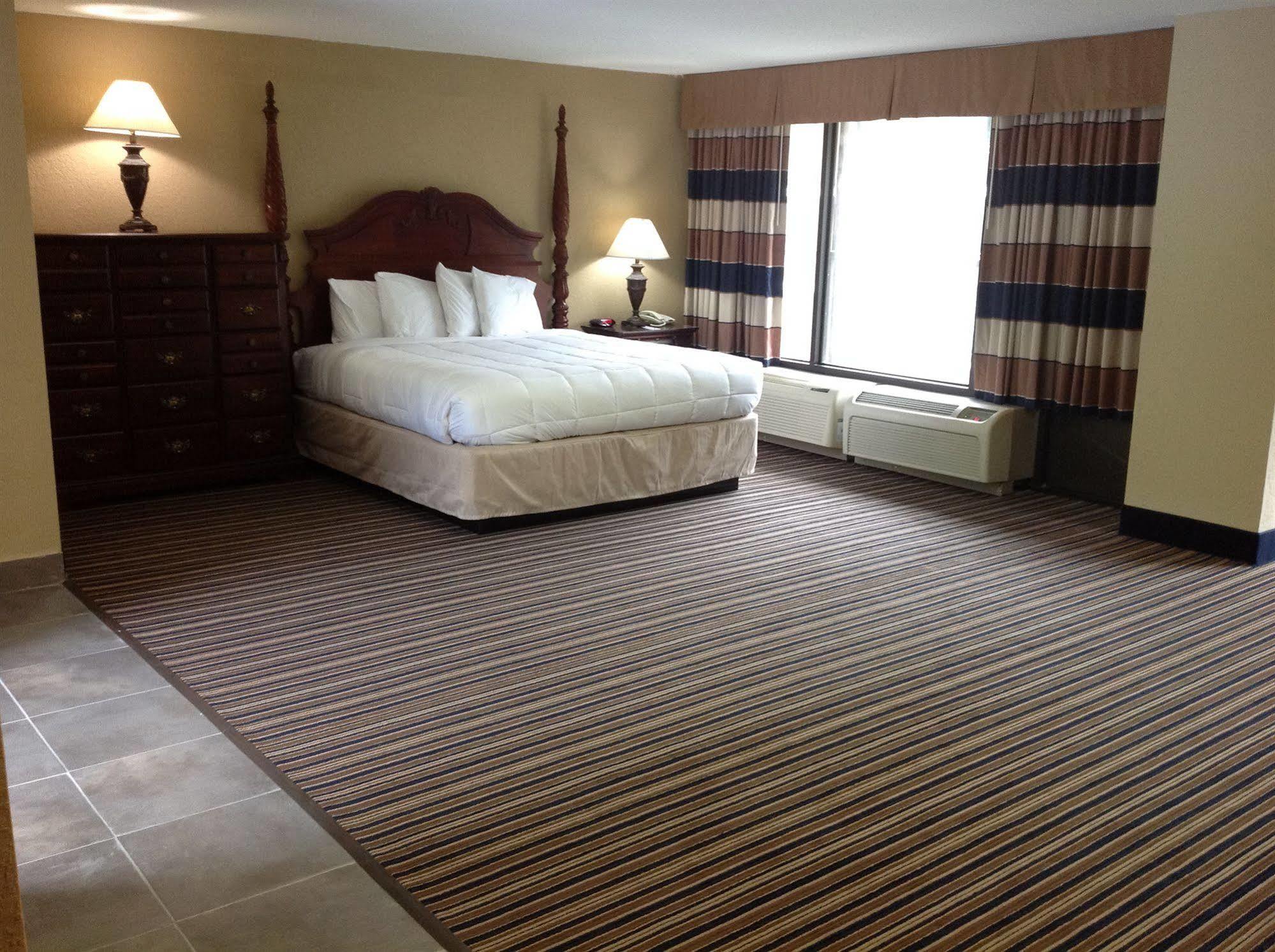 Surestay By Western Hotel