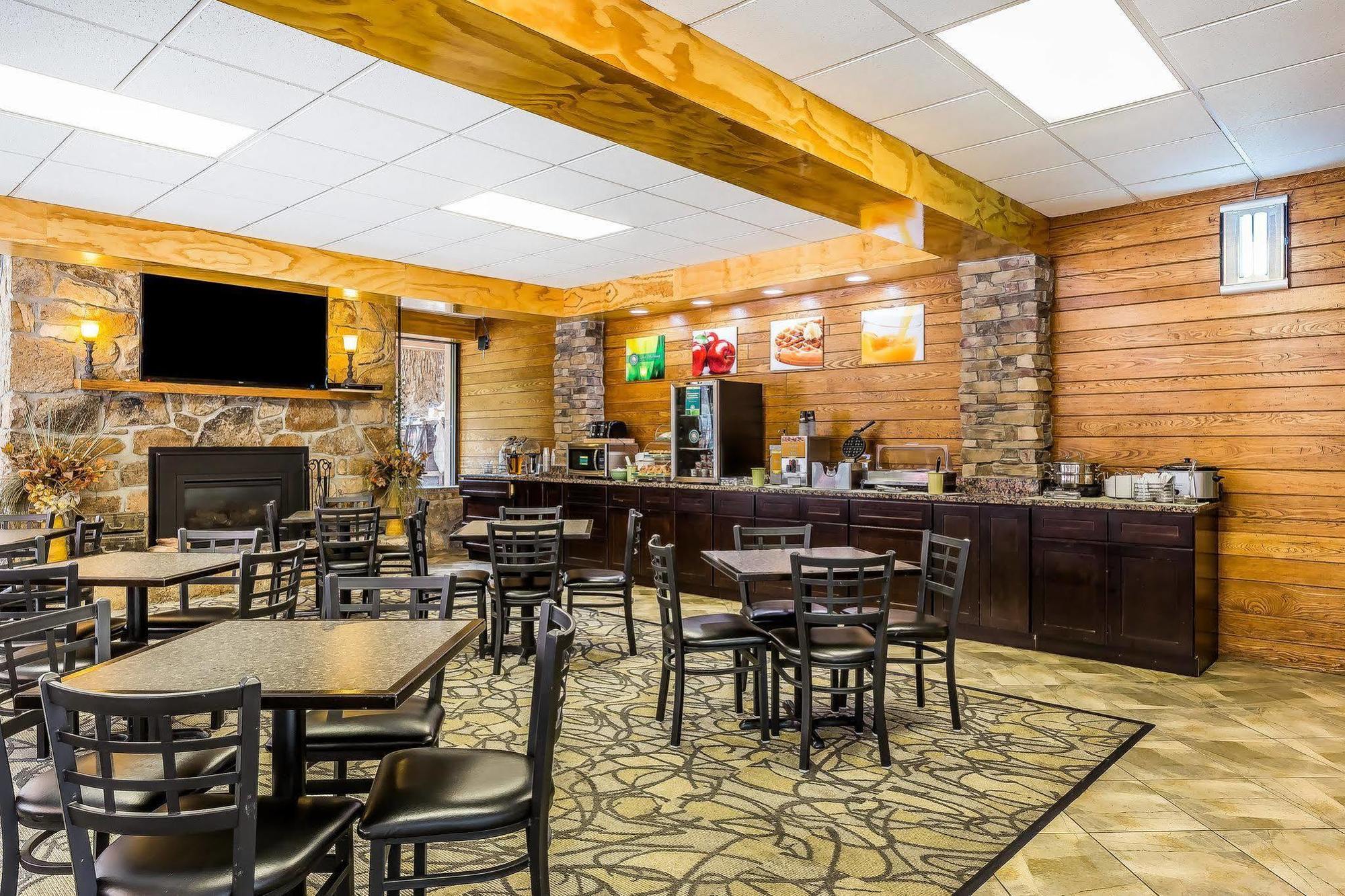 Quality Creekside - Downtown