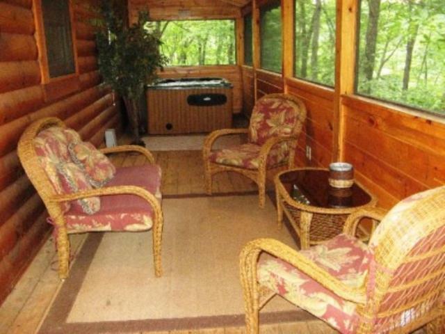Bear Pleasures Cabin