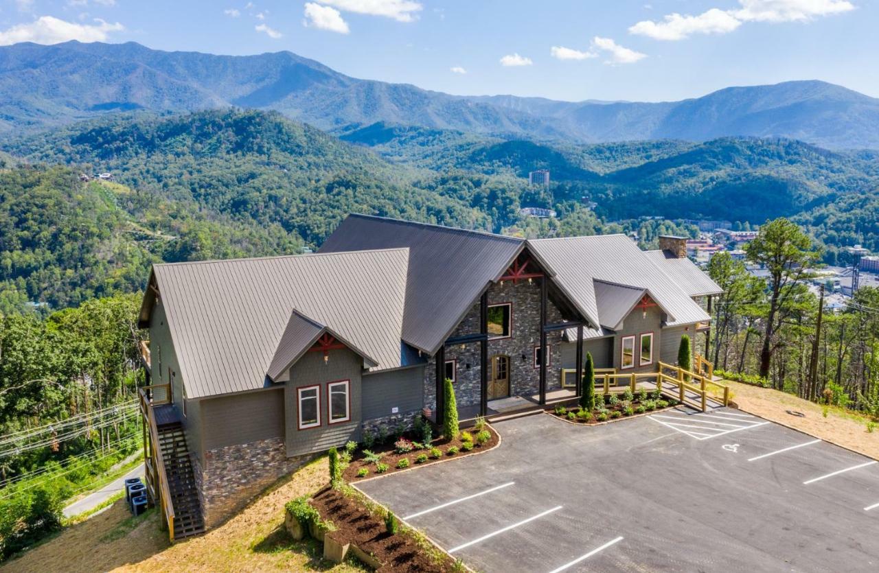 Greystone Pointe *