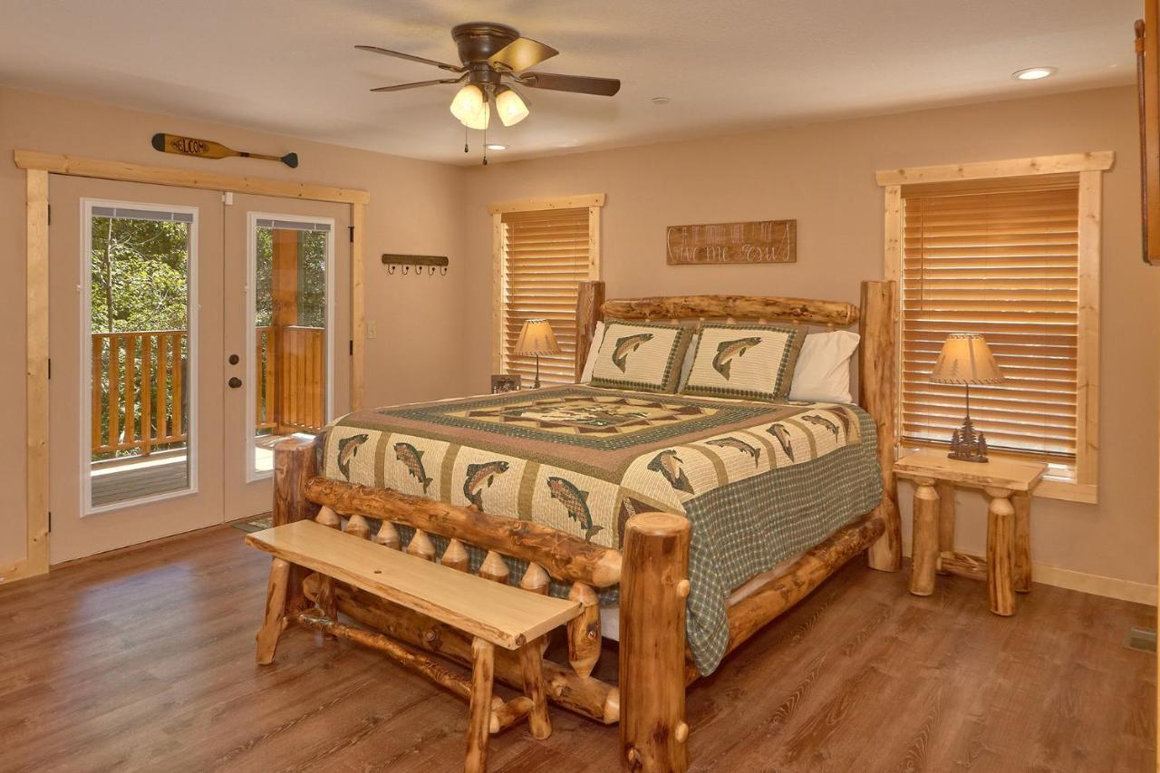Holiday home Hemlock Hideaway