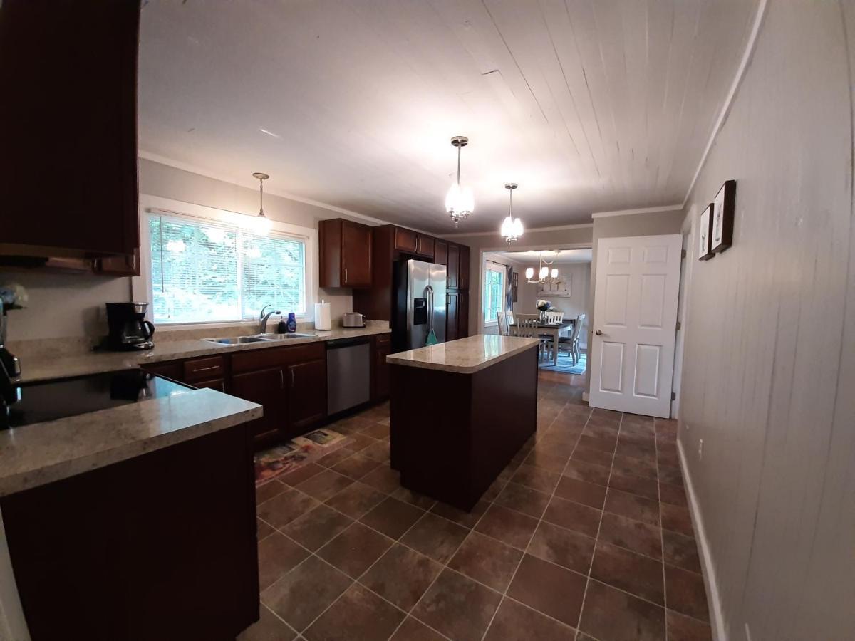 Dollys Place 3br 2ba In *