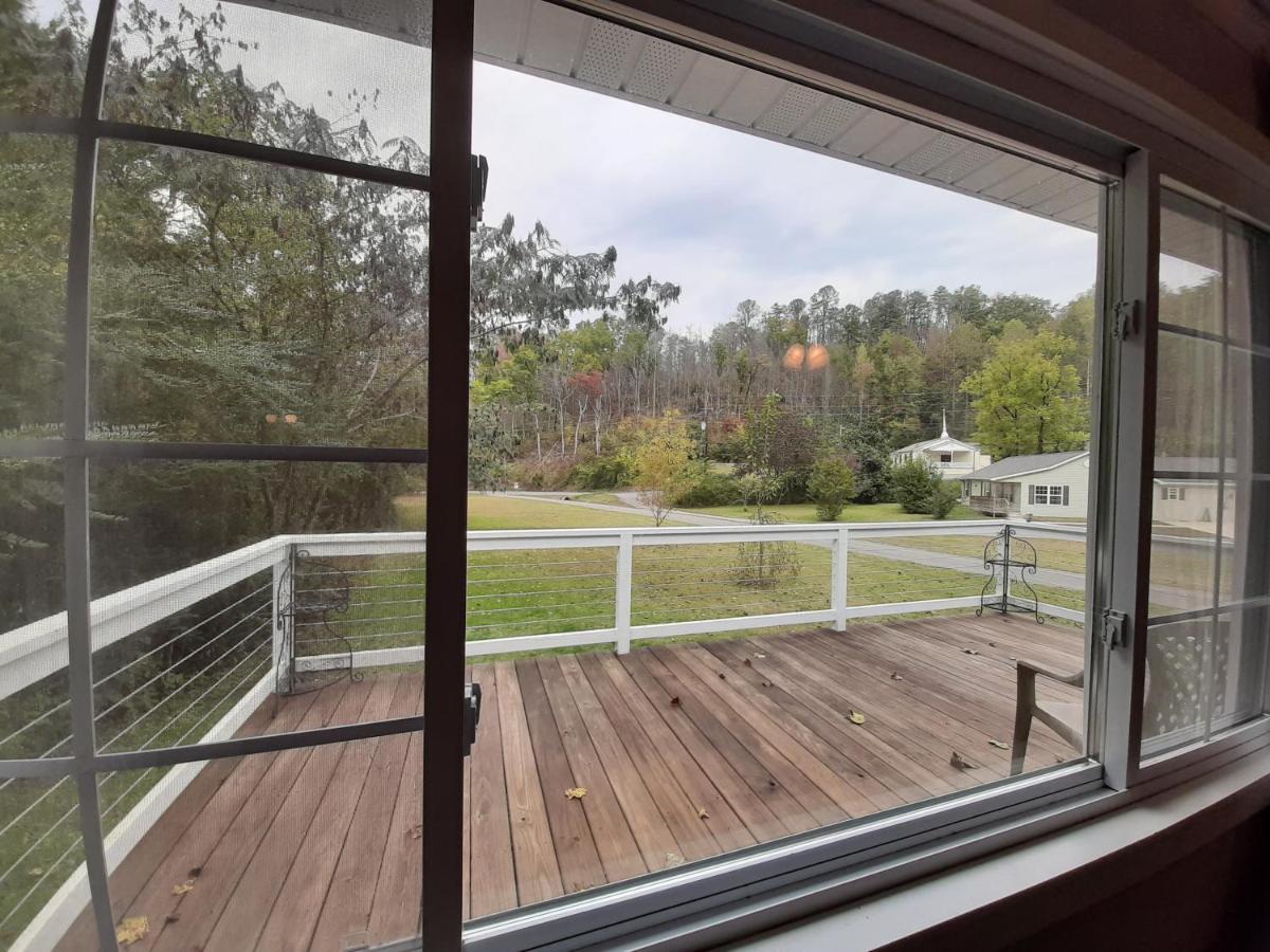 Dollys Place 3br 2ba In Holiday home Gatlinburg