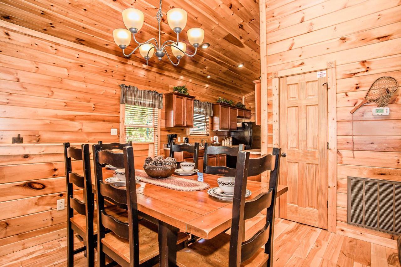 Heavenly Hilltop Getaway Holiday home Gatlinburg