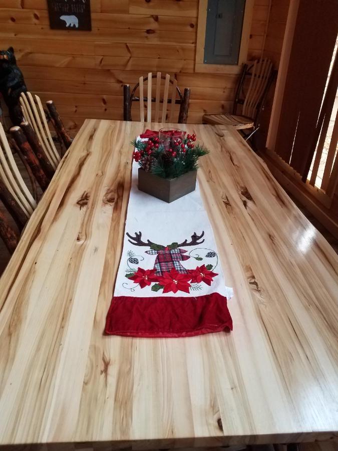 Hemlock Hideaway * Gatlinburg