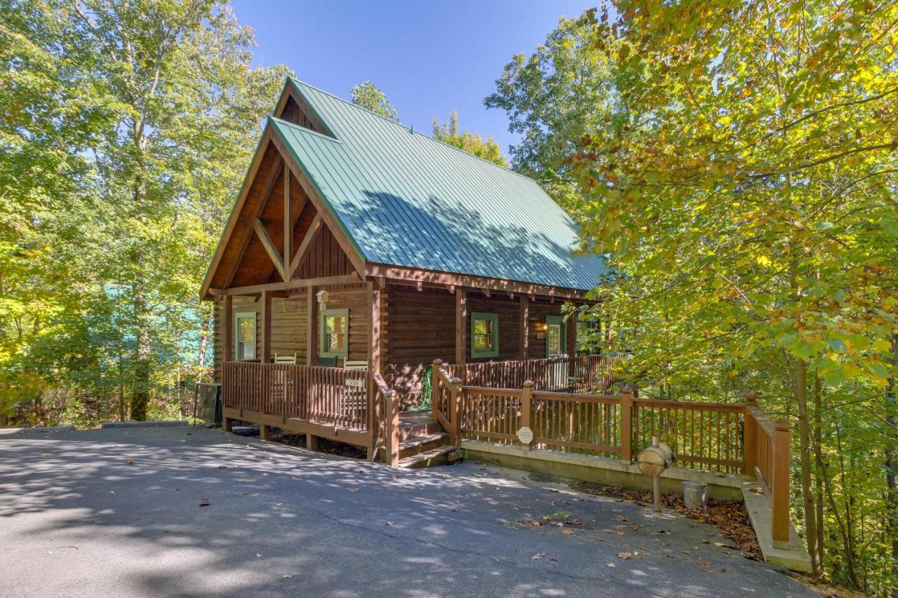 Beary Comfy * Gatlinburg