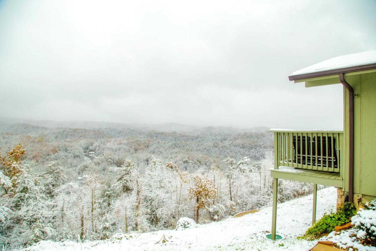 Leconte Mountain Breeze Chalet *