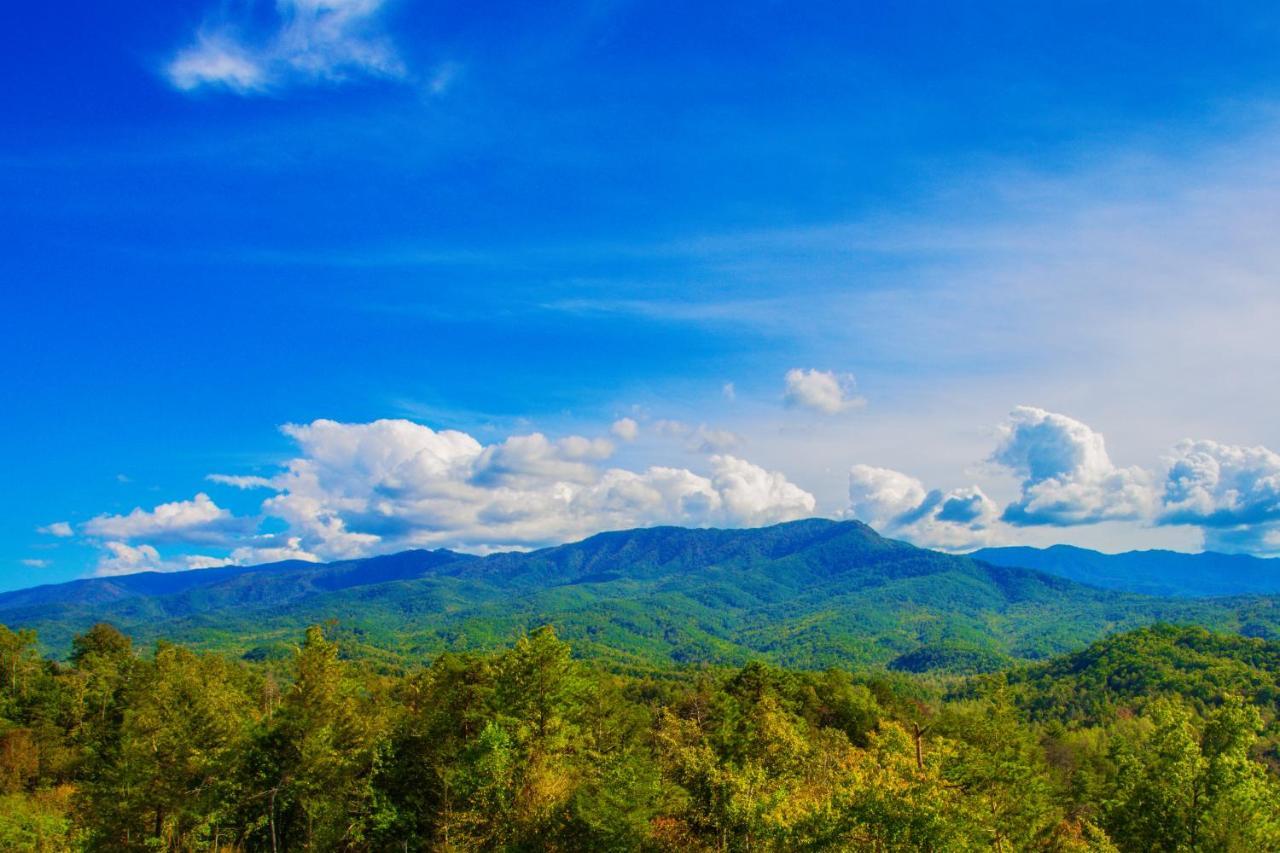 Leconte Mountain Breeze Gatlinburg