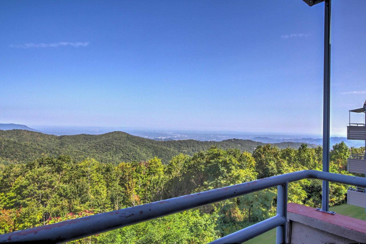 Mountaintop With Balcony And Views! Gatlinburg