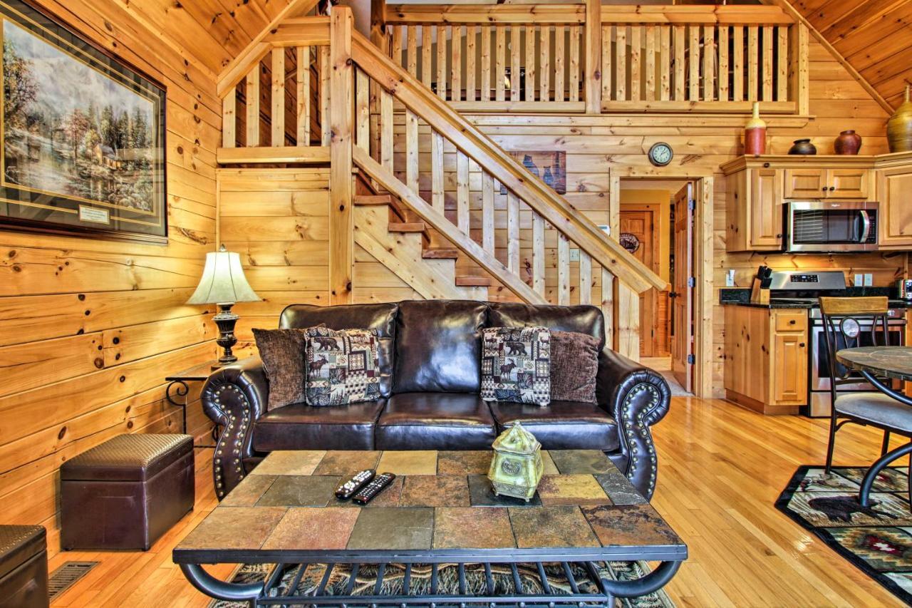 Breathtaking View With Game And Hot Tub! Holiday home
