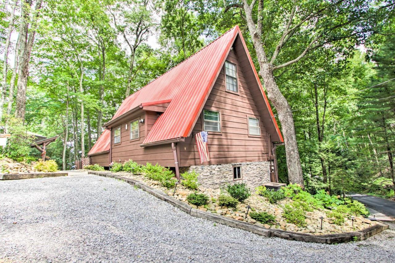 A-frame Cabin With Hot Tub Less Than 1 Mi To Ober Gatlinburg
