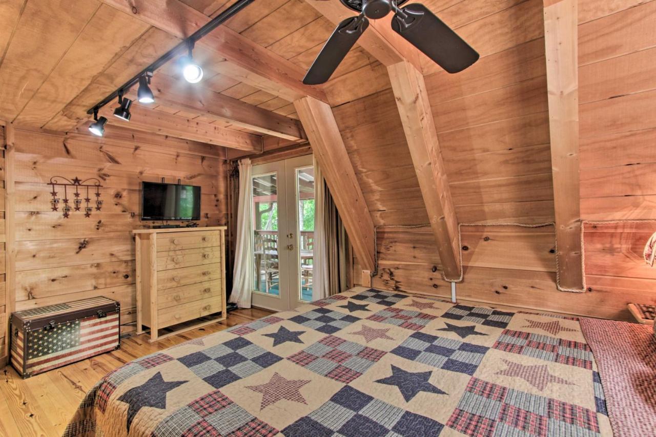A-frame Cabin With Hot Tub Less Than 1 Mi To Ober Holiday home