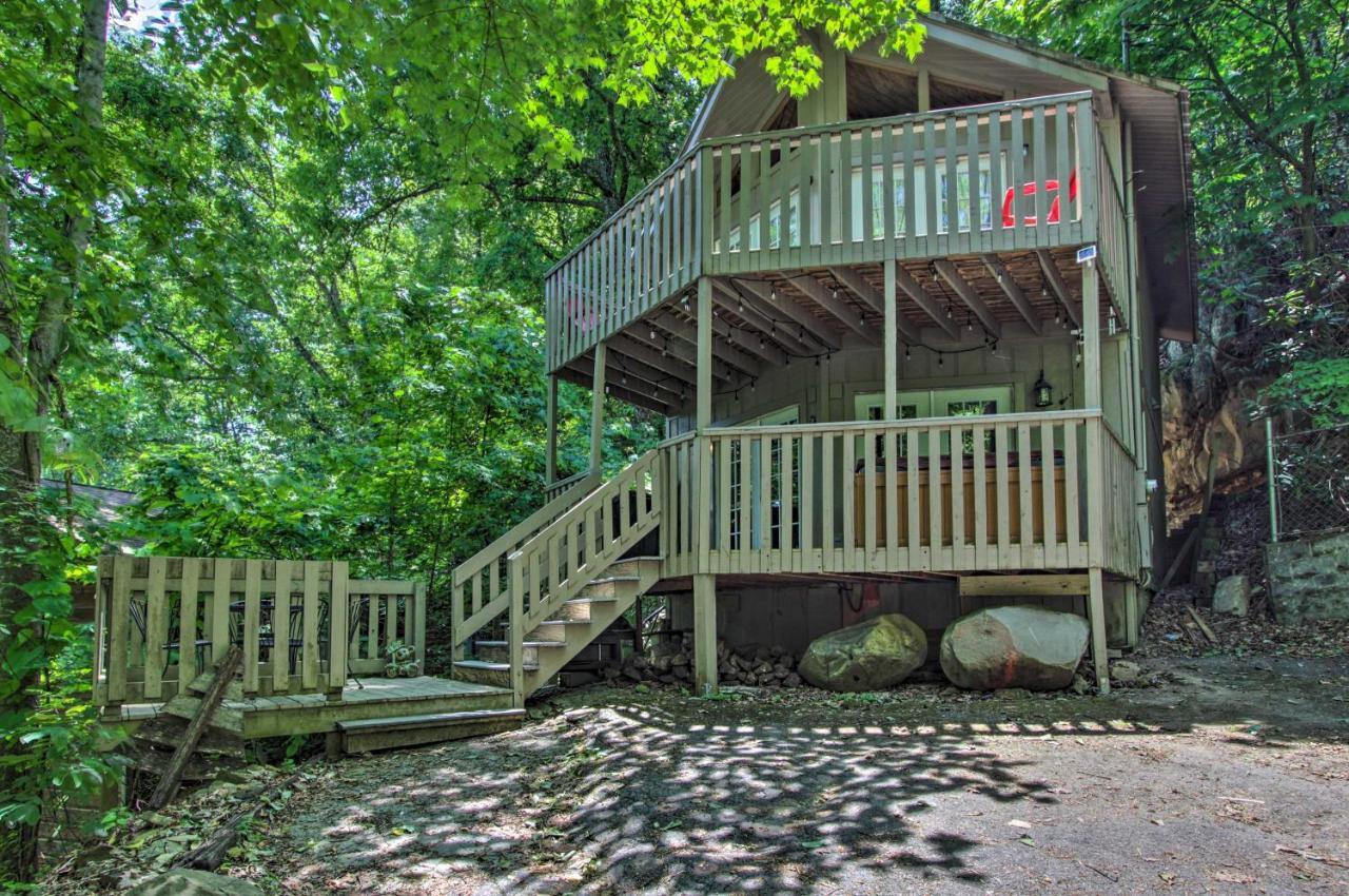Holiday home Rustic With Hot Tub 2 Mi To Town Gatlinburg