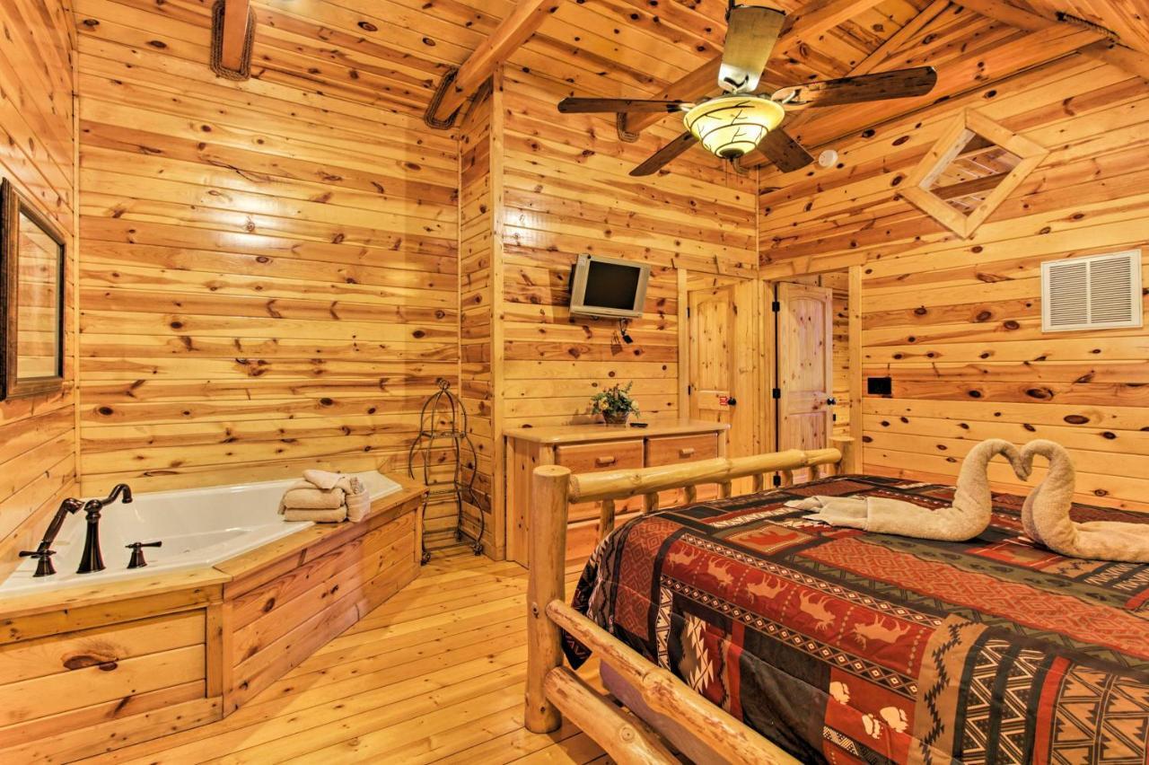 With Pool By National Park! Holiday home Gatlinburg