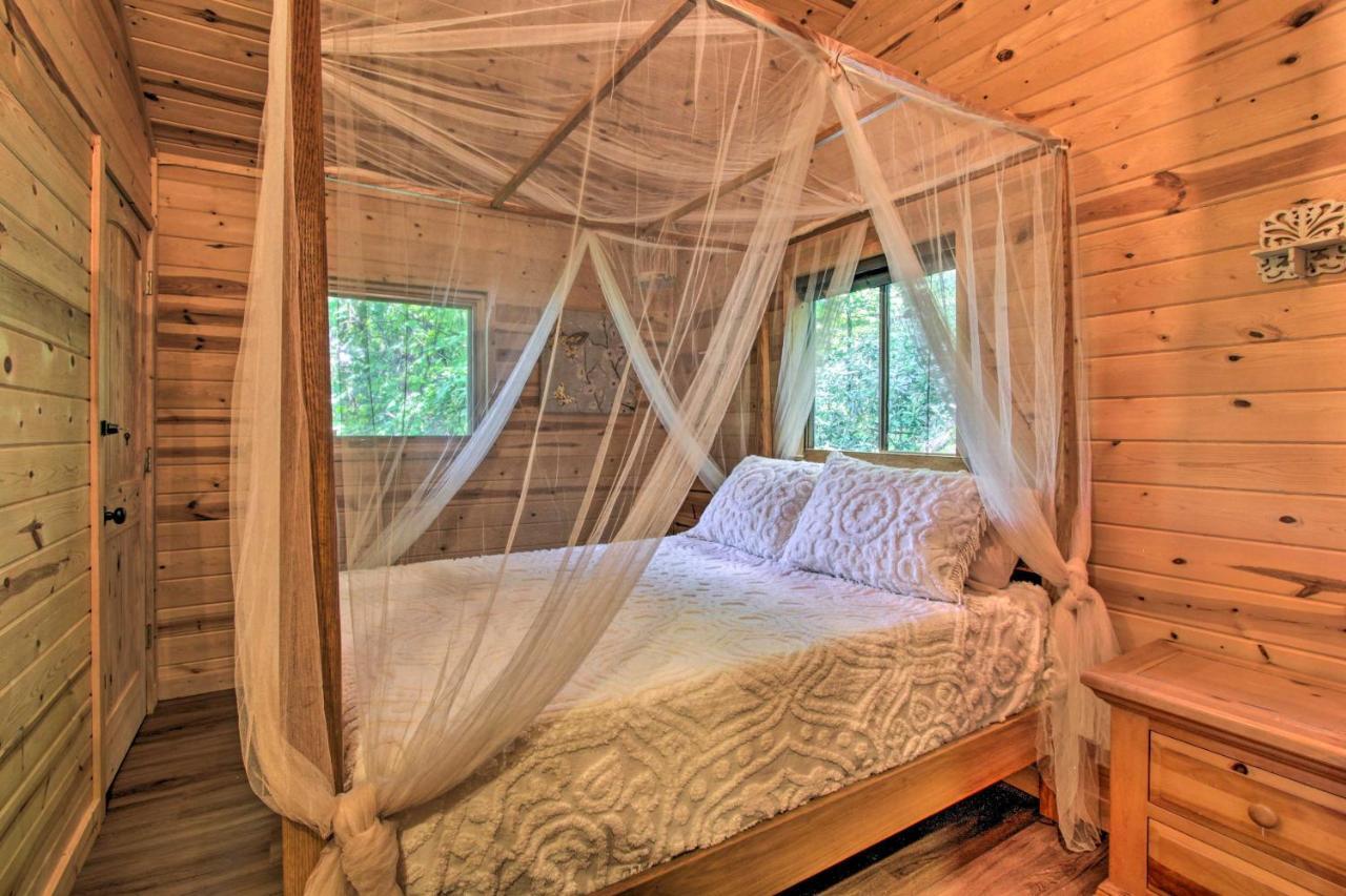 Rustic With Hot Tub 2 Mi To Town Holiday home *