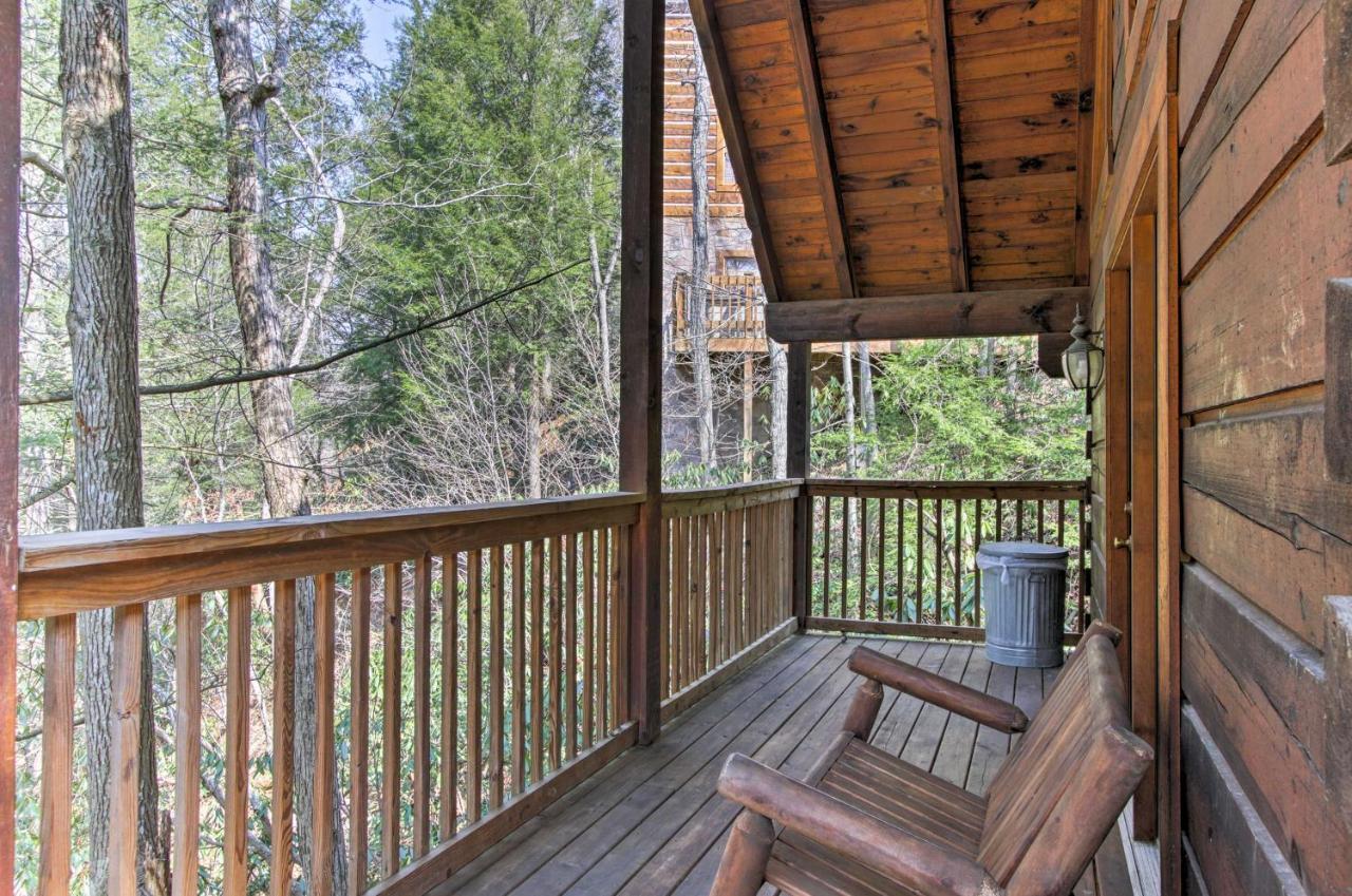 Two Hearts Cabin With Hot Tub, Amenities Gatlinburg