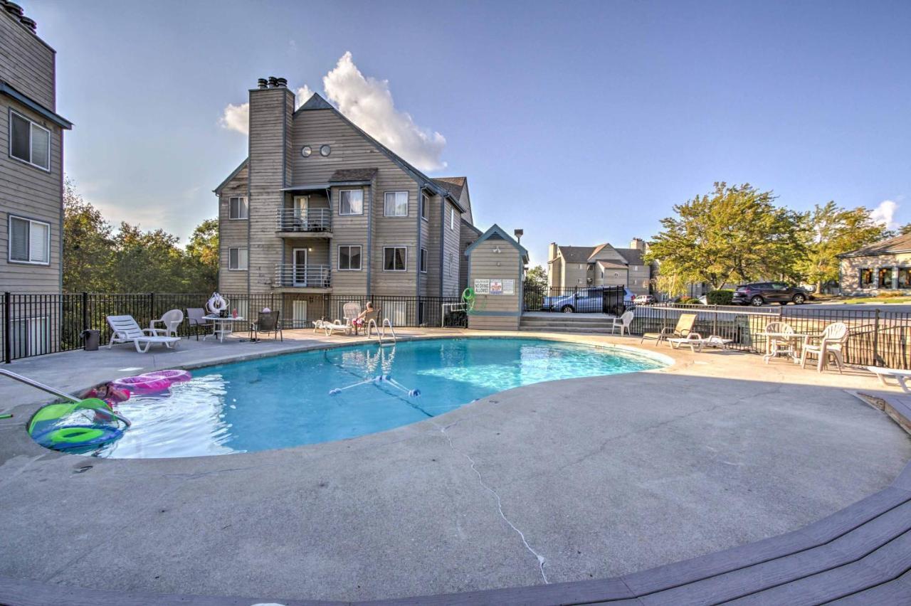 Mountaintop With Balcony And Views! Apartment *