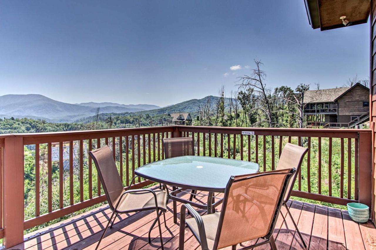 Holiday home Mountain-view With Private Hot Tub!