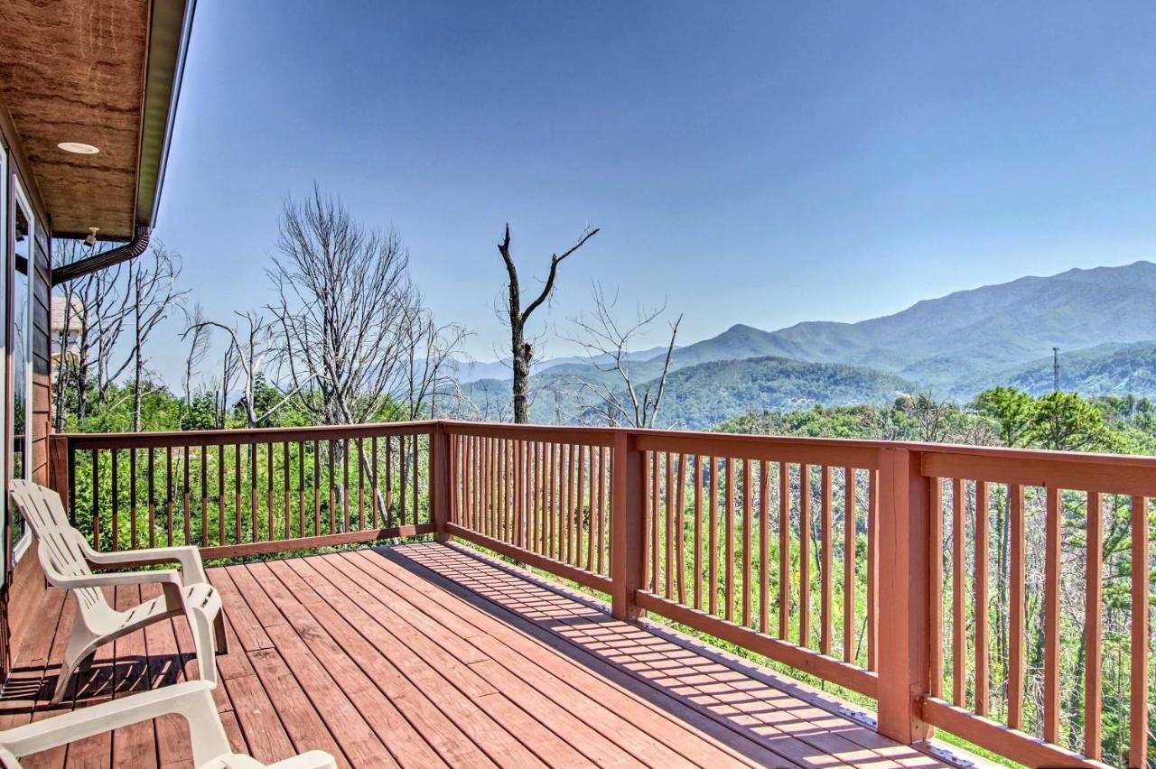Mountain-view With Private Hot Tub! Holiday home Gatlinburg