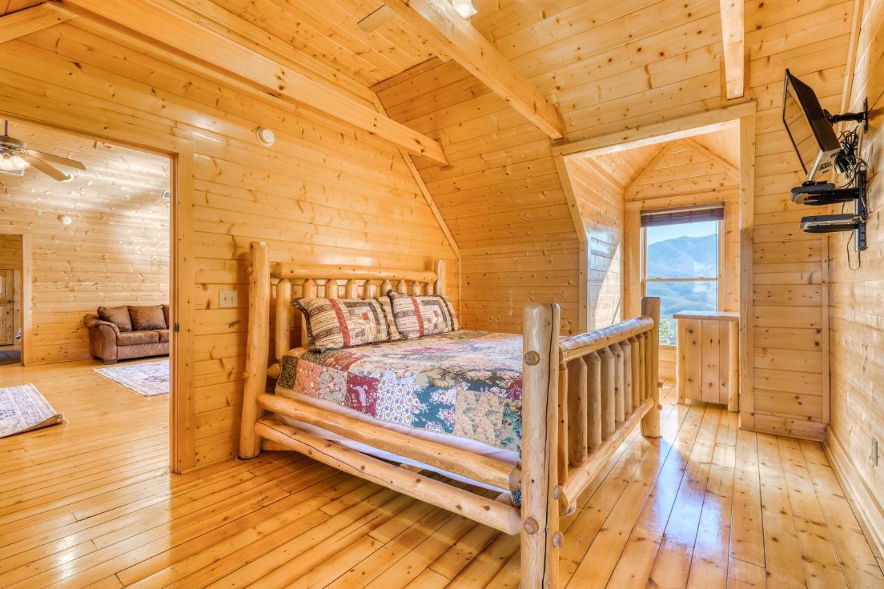 Papa Bears Cabin Gatlinburg