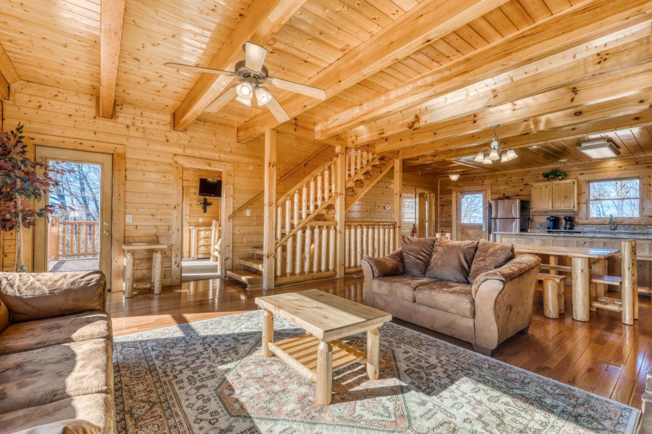 Papa Bears Cabin Holiday home