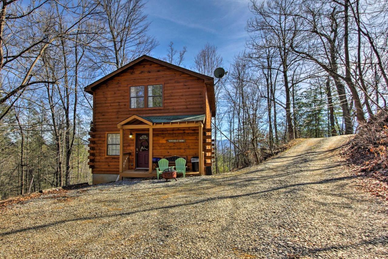 Studio Cabin With Loft And Hot Tub Less Than 5 Mi To Downtown! Apartment