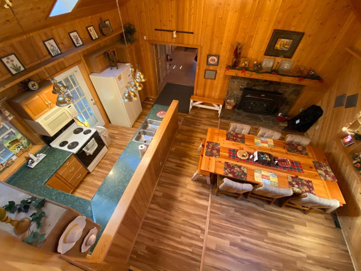 Mountain View 5 Bedroom Cabin