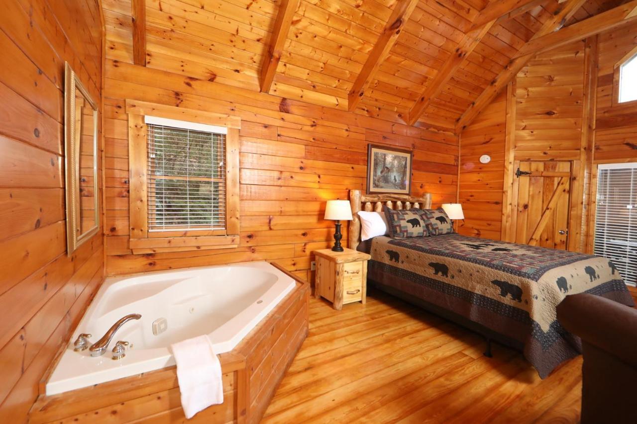 The Cuddle Hut Gatlinburg