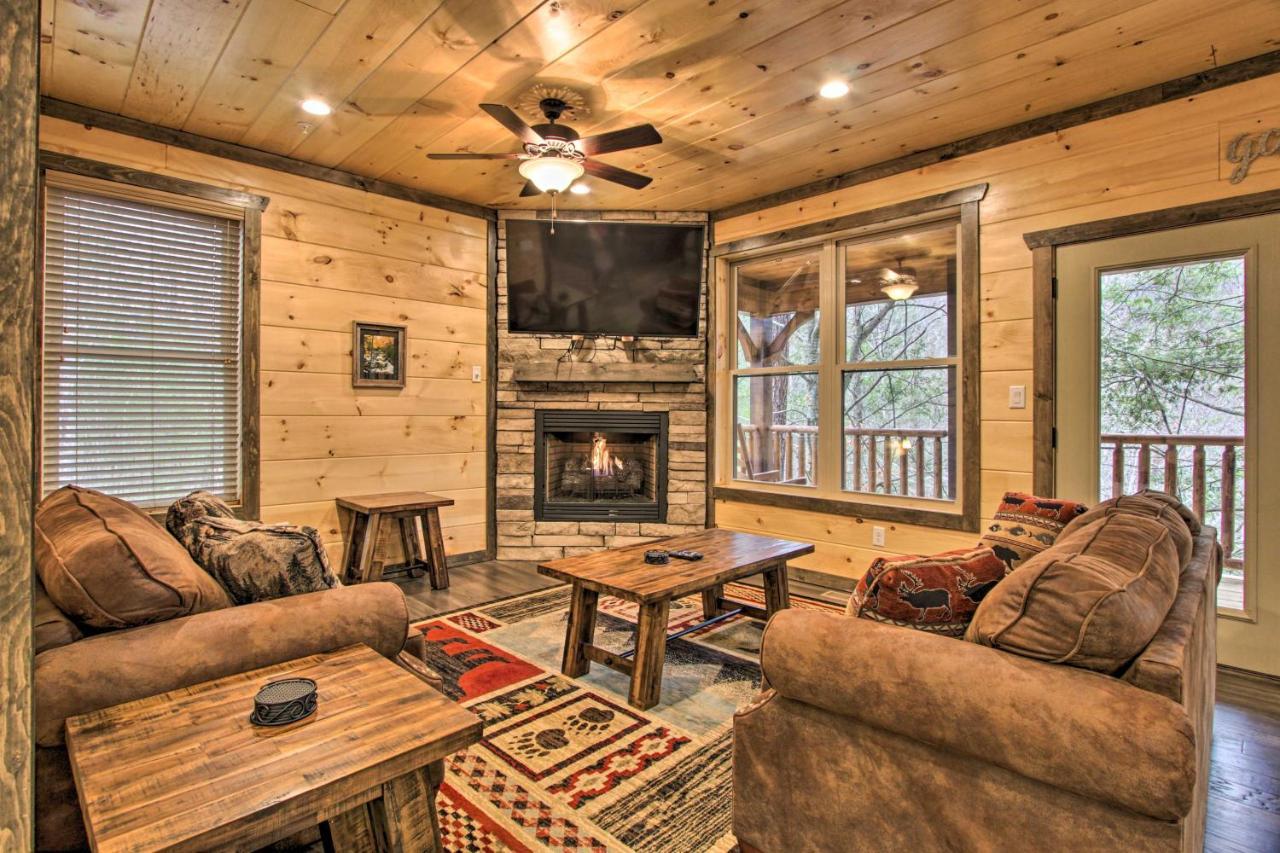 Holiday home Luxe With Theater Less Than 2 Miles To *
