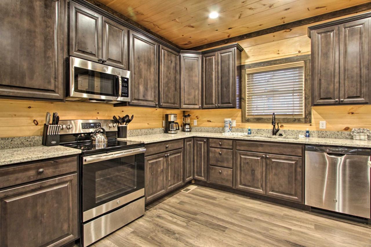 Holiday home Luxe With Theater Less Than 2 Miles To *