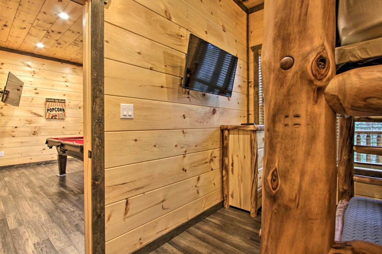 Holiday home Luxe With Theater Less Than 2 Miles To *