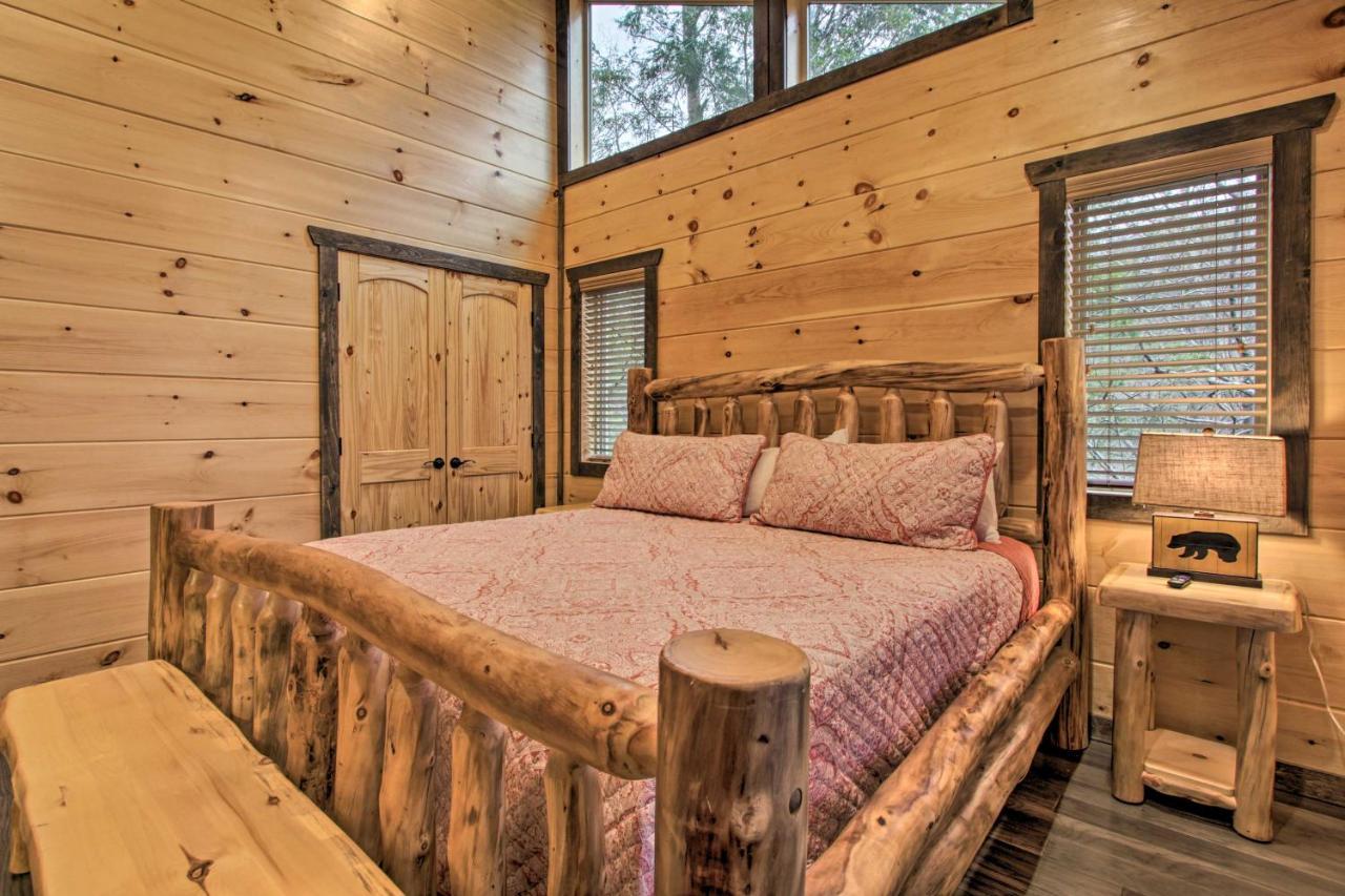 Holiday home Luxe With Theater Less Than 2 Miles To *