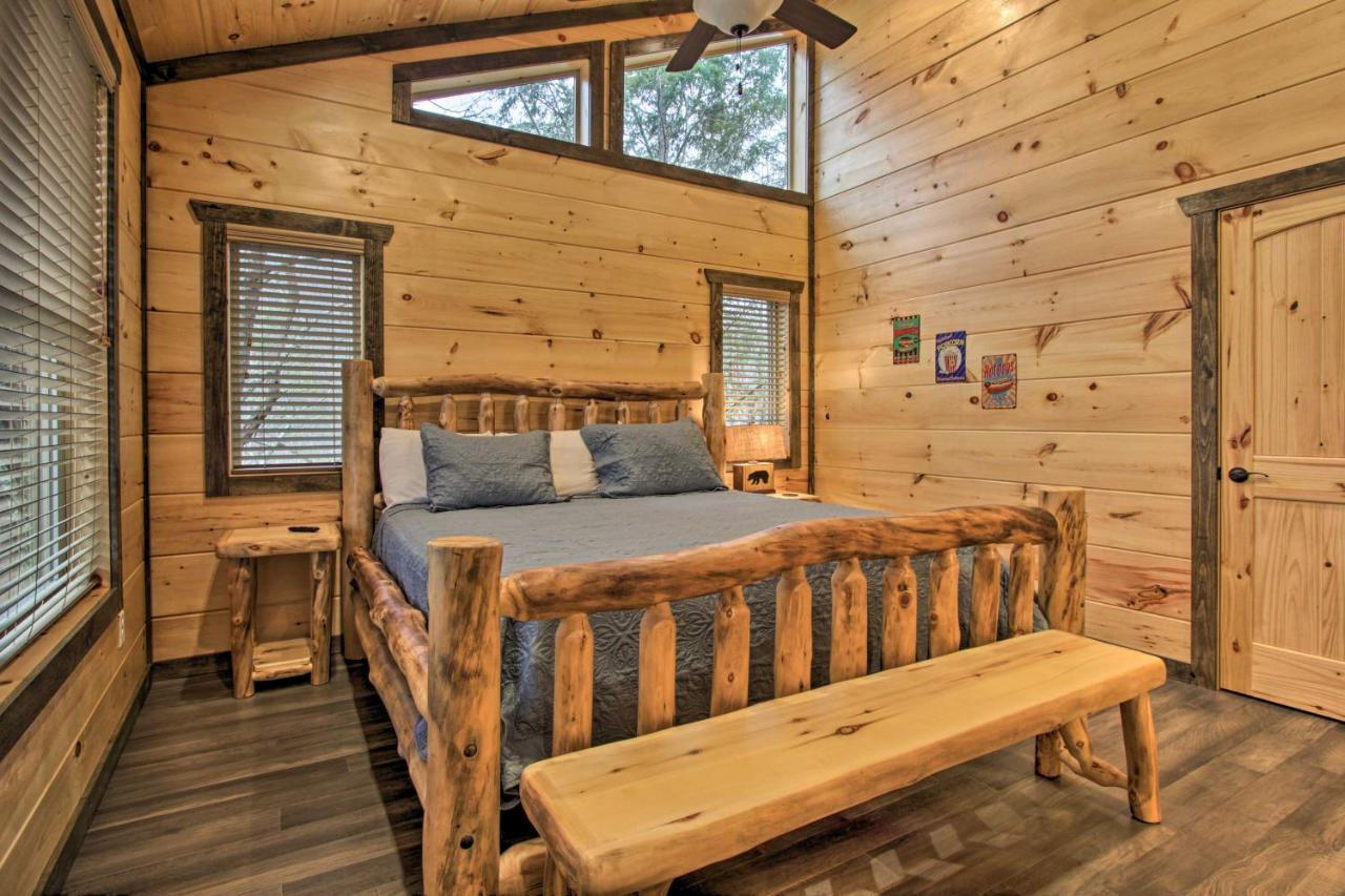 Holiday home Luxe With Theater Less Than 2 Miles To *