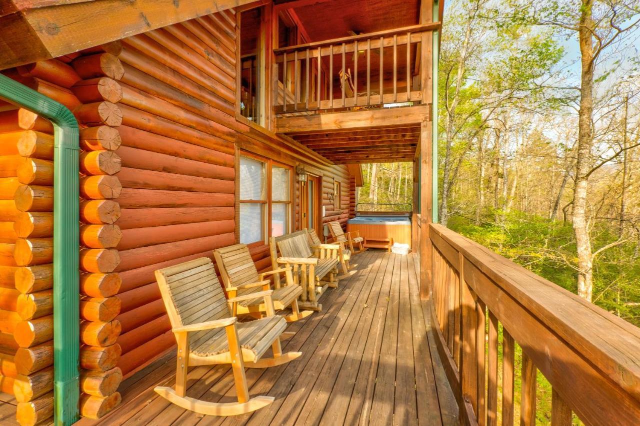 Holiday home Unbridled Memories Luxury Log Cabin Gatlinburg