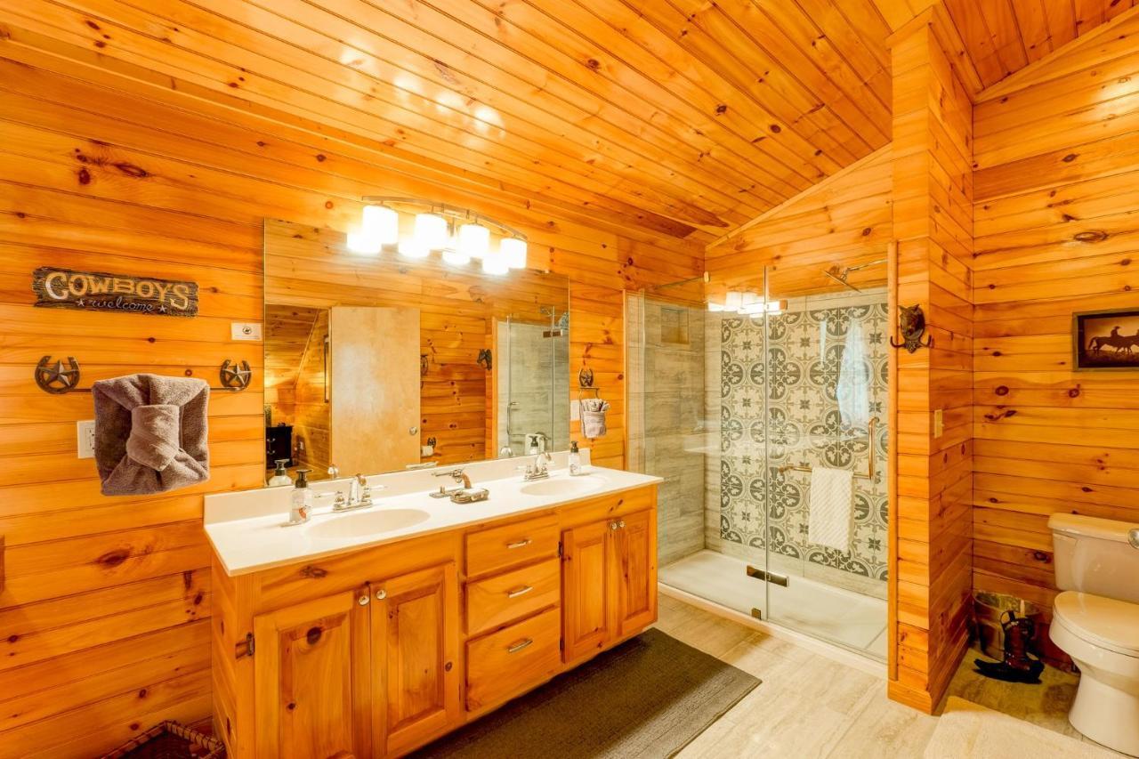 Unbridled Memories Luxury Log Cabin Holiday home *